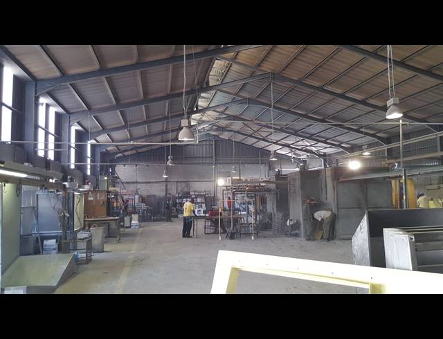 1,300M² FACTORY TO LET IN BLACKHEATH INDUSTRIAL